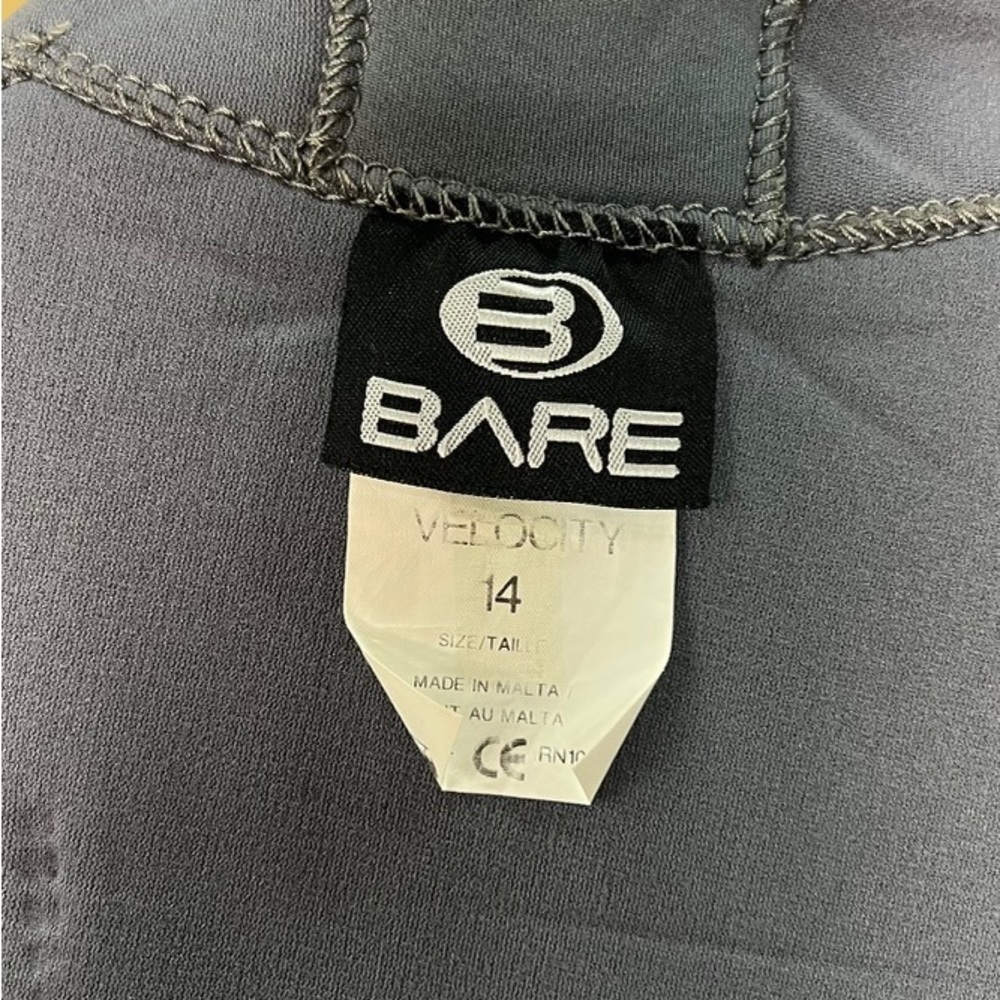 Bare Women’s Zip Front 7mil Shortie Wetsuit with Hood - Picture 4 of 5